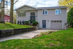 343 MAPLE DRIVE Saugeen Shores, ON N0H 2C4