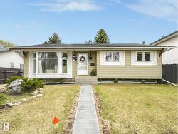 168 HUMBERSTONE RD NW  Edmonton, AB T5A 4C6