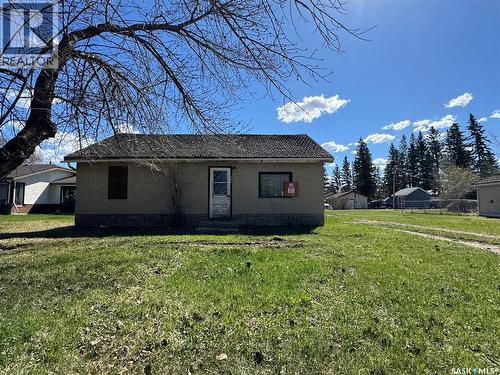 208 Irvine Street, Cut Knife, SK - Outdoor