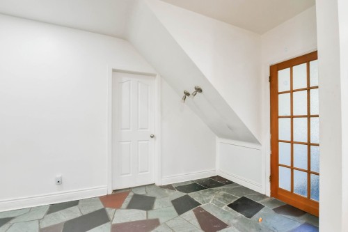 Hall d'entrée/Vestibule - 260 Rue Varry, Montréal (Saint-Laurent), QC - Indoor Photo Showing Other Room