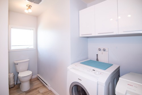 Bathroom - 1102 Rue Du Parc, La Pocatière, QC - Indoor Photo Showing Laundry Room