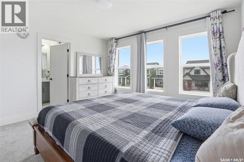187 Rosewood Boulevard E, Saskatoon, SK - Indoor Photo Showing Bedroom