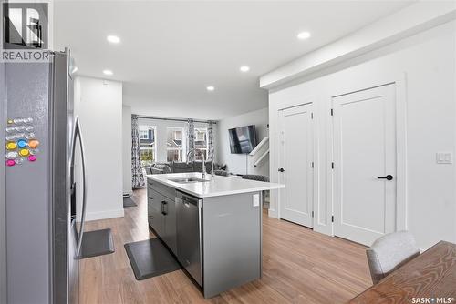 187 Rosewood Boulevard E, Saskatoon, SK - Indoor Photo Showing Kitchen