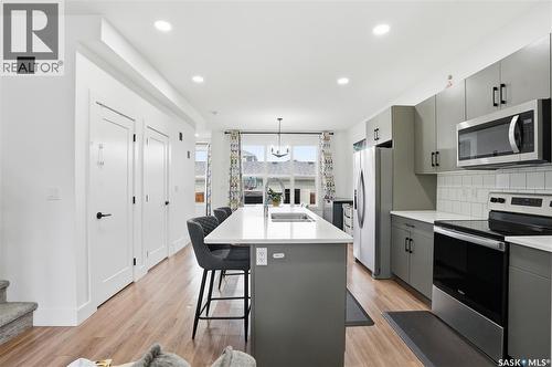 187 Rosewood Boulevard E, Saskatoon, SK - Indoor Photo Showing Kitchen With Stainless Steel Kitchen With Upgraded Kitchen