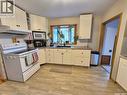 451 Woodlawn Crescent, Weyburn, SK  - Indoor Photo Showing Kitchen 