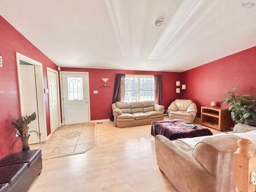 41 Thomas Street, Enfield, NS 