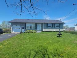 12 Haley Road  Yarmouth, NS B5A 5H4