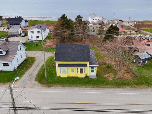 8137 Highway 1, Meteghan, NS 