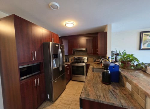 Kitchen - 4-5645 Boul. Chevrier, Brossard, QC - Indoor Photo Showing Kitchen