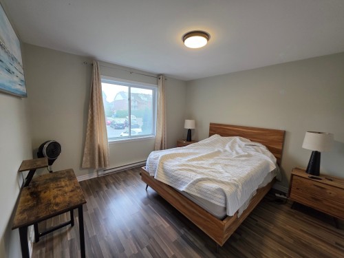 Master Bedroom - 4-5645 Boul. Chevrier, Brossard, QC - Indoor Photo Showing Bedroom
