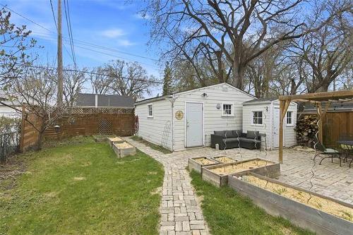 449 Waterloo St, Winnipeg, MB 