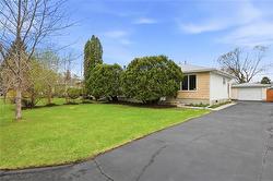 173 Vryenhoek CR  Winnipeg, MB R2G 0R3