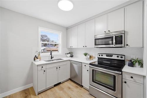 91 Martin Ave, Winnipeg, MB 