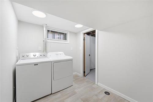 91 Martin Ave, Winnipeg, MB 