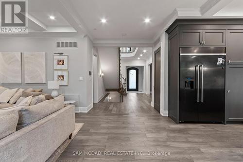 1134 Welwyn Drive, Mississauga, ON - Indoor Photo Showing Other Room