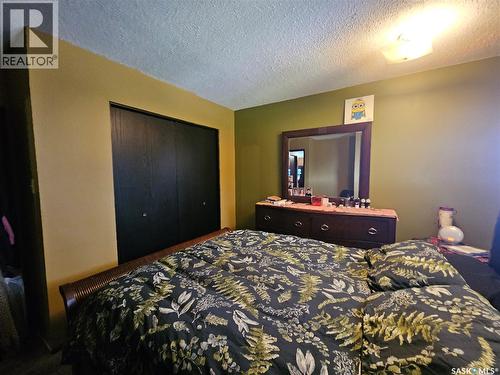 1204 North Railway Street E, Swift Current, SK - Indoor Photo Showing Bedroom