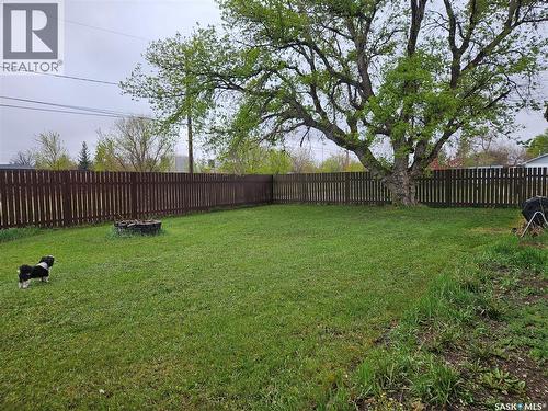 1204 North Railway Street E, Swift Current, SK - Outdoor