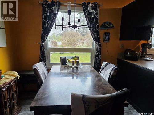 1204 North Railway Street E, Swift Current, SK - Indoor Photo Showing Dining Room