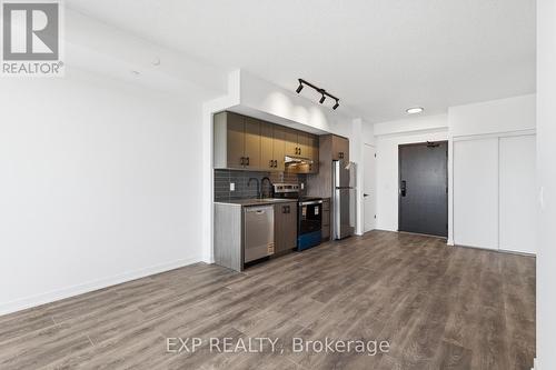 426 - 4878 Powers Common, Burlington, ON - Indoor Photo Showing Kitchen