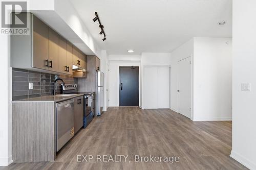 426 - 4878 Powers Common, Burlington, ON - Indoor Photo Showing Kitchen