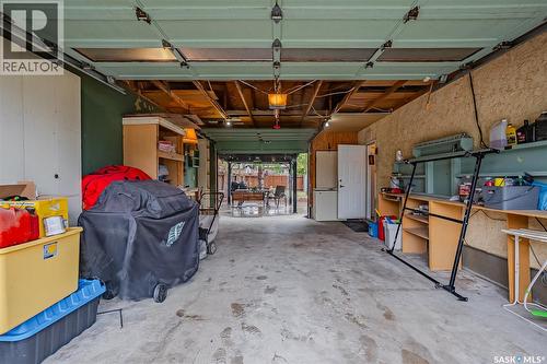 606 Wardlow Road, Saskatoon, SK - Indoor Photo Showing Garage