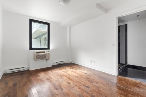 Chambre à coucher - 754-1414 Rue Chomedey, Montréal (Ville-Marie), QC - Indoor Photo Showing Other Room
