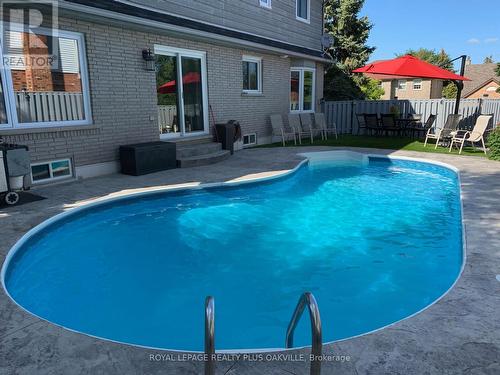 67 Honeysuckle Crescent, Hamilton, ON - Outdoor With In Ground Pool With Deck Patio Veranda