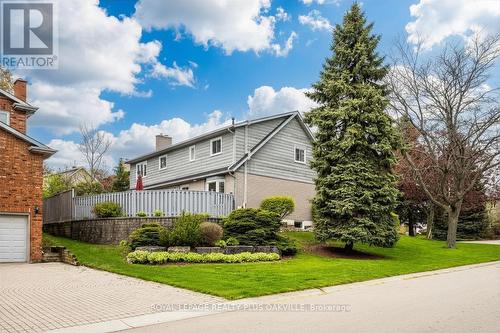 67 Honeysuckle Crescent, Hamilton, ON - Outdoor