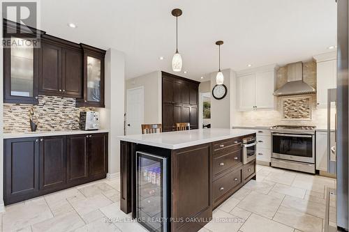 Main kitchen - 67 Honeysuckle Crescent, Hamilton, ON - Indoor Photo Showing Kitchen With Upgraded Kitchen