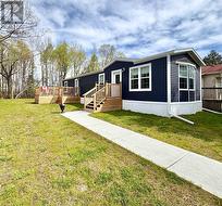 40 SHAMROCK CRESCENT Essa, ON L3W 0A5