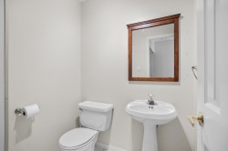 Powder room - 