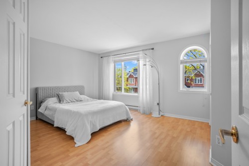 Chambre à coucher principale - 629 Av. D'Isère, Saint-Lambert, QC - Indoor Photo Showing Bedroom
