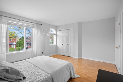 Chambre à coucher principale - 629 Av. D'Isère, Saint-Lambert, QC - Indoor Photo Showing Bedroom