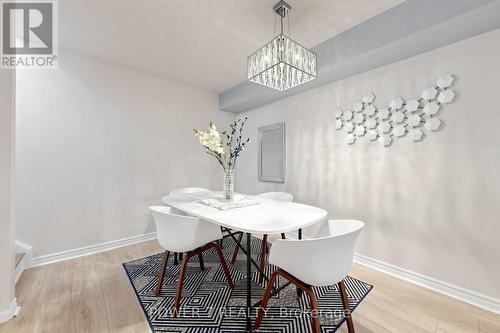 146 - 311 Milestone Crescent, Aurora, ON - Indoor Photo Showing Dining Room