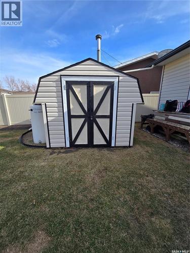 15 Mackenzie Drive, Yorkton, SK - Outdoor With Exterior