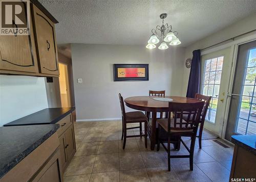 15 Mackenzie Drive, Yorkton, SK - Indoor Photo Showing Dining Room