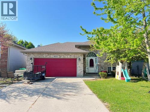 4015 Applewood DRIVE  Petrolia, ON N0N 1R0