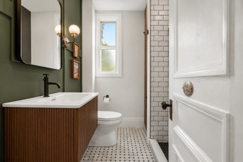 Bathroom - 345  - 343 Av. Westminster N., Montréal-Ouest, QC - Indoor Photo Showing Bathroom