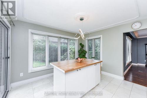 4 Robaldon Road, Toronto, ON - Indoor
