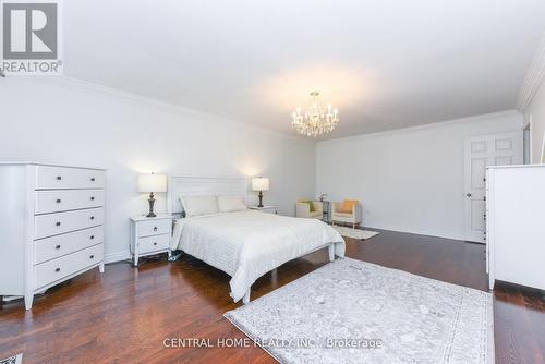 4 Robaldon Road, Toronto, ON - Indoor Photo Showing Bedroom