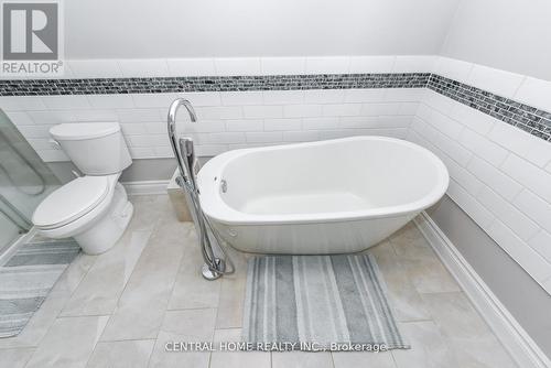4 Robaldon Road, Toronto, ON - Indoor Photo Showing Bathroom