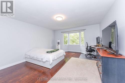 4 Robaldon Road, Toronto, ON - Indoor Photo Showing Bedroom
