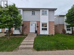 26 - 110 DEVERON CRESCENT London South (South T), ON N5Z 4W7