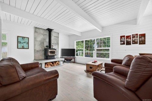 110 Forest Hill Pl, Salt Spring, BC 