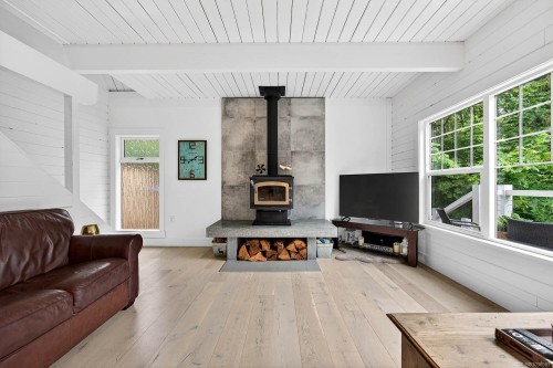 110 Forest Hill Pl, Salt Spring, BC 