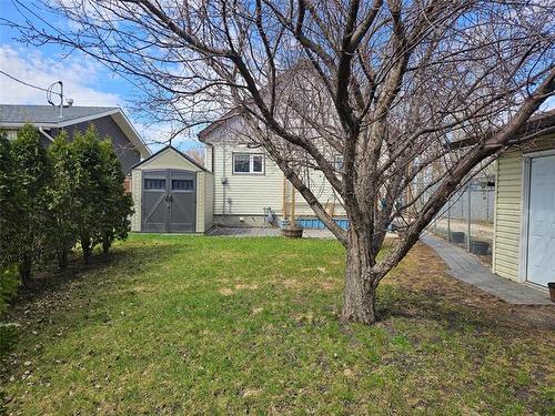 4 Third Ave, Letellier, MB 