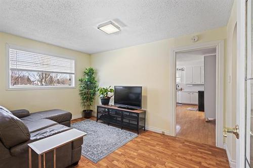 4 Third Ave, Letellier, MB 