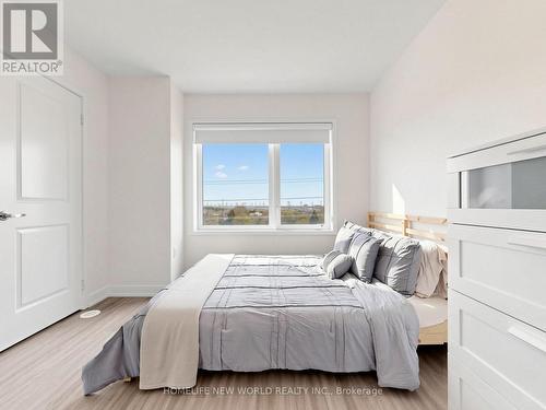 218 - 2550 Castlegate Crossing, Pickering, ON - Indoor Photo Showing Bedroom