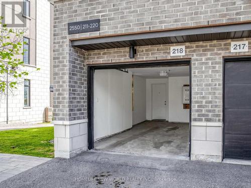 218 - 2550 Castlegate Crossing, Pickering, ON - Outdoor