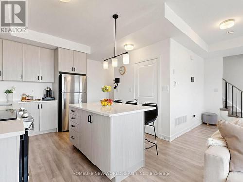 218 - 2550 Castlegate Crossing, Pickering, ON - Indoor Photo Showing Kitchen With Stainless Steel Kitchen With Upgraded Kitchen